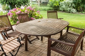 garden furniture with four chairs