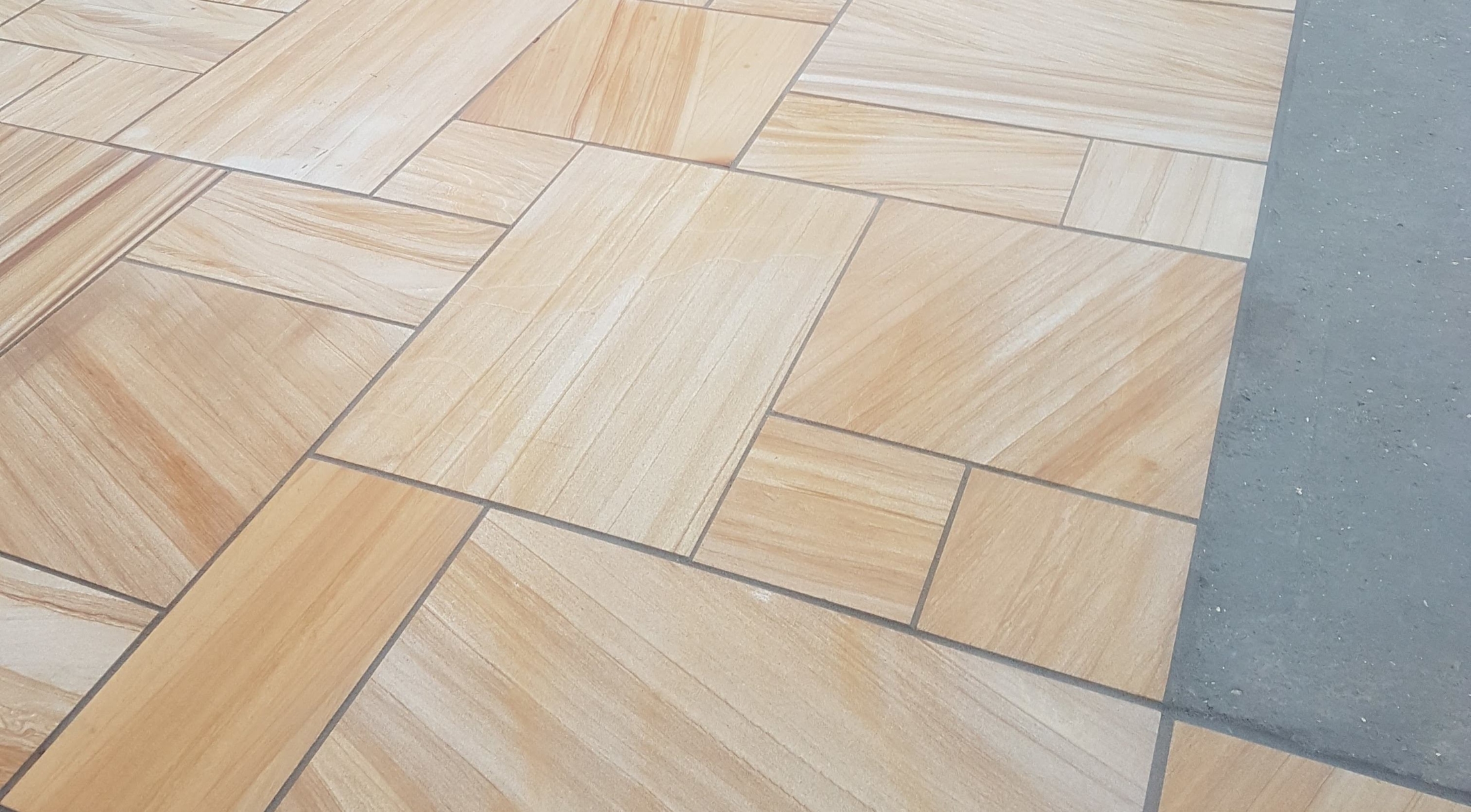 How to Choose The Best Indian Sandstone Colour For You? UK Surfacings How to Choose The Best Indian Sandstone Colour For You? UK Surfacings