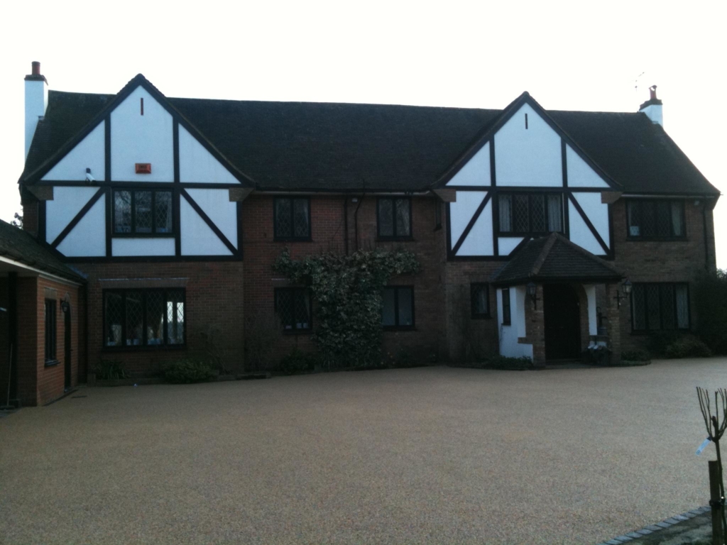 resin-bound-driveways-surrey-3-1024x768.jpg
