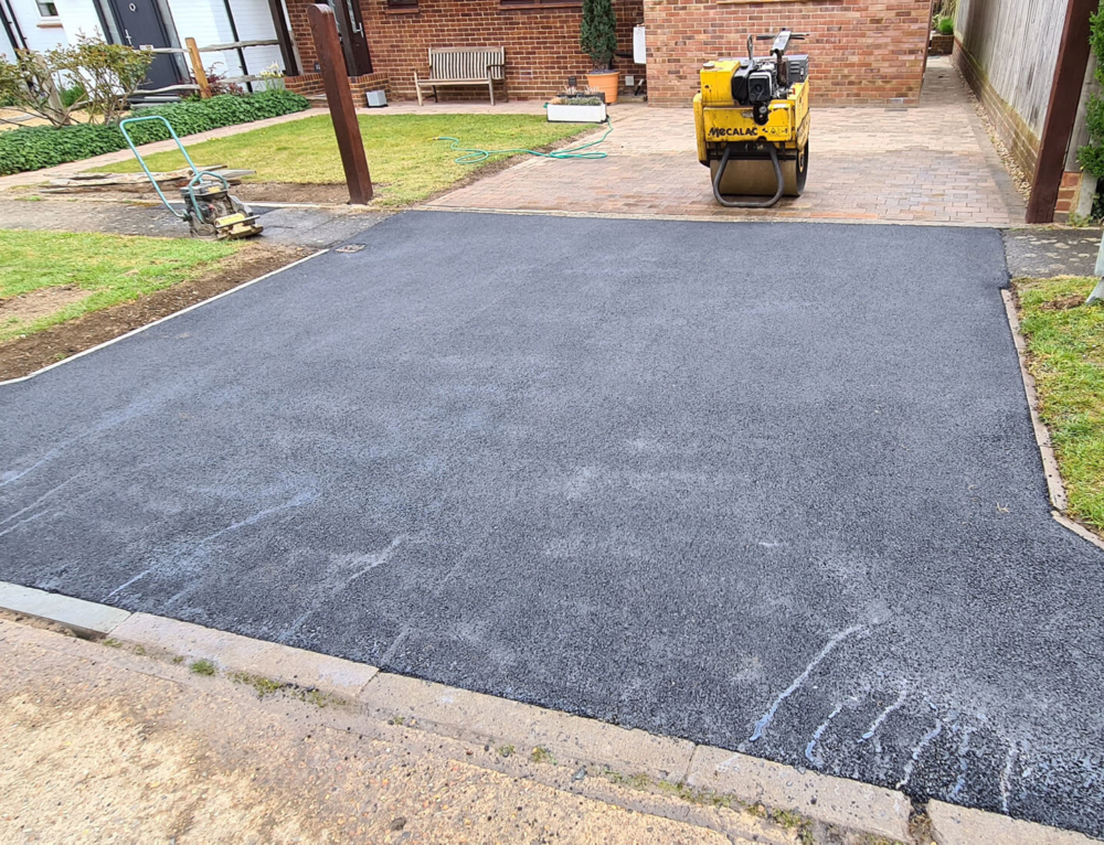 How to Lay Paving Slabs on an Existing Concrete Base UK Surfacings