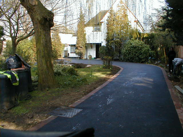 tarmac-driveways-surrey-2.jpg